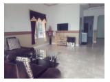 villa padarincang puncak risot