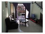 Ruang Keluarga berisi sofa bed & TV 40